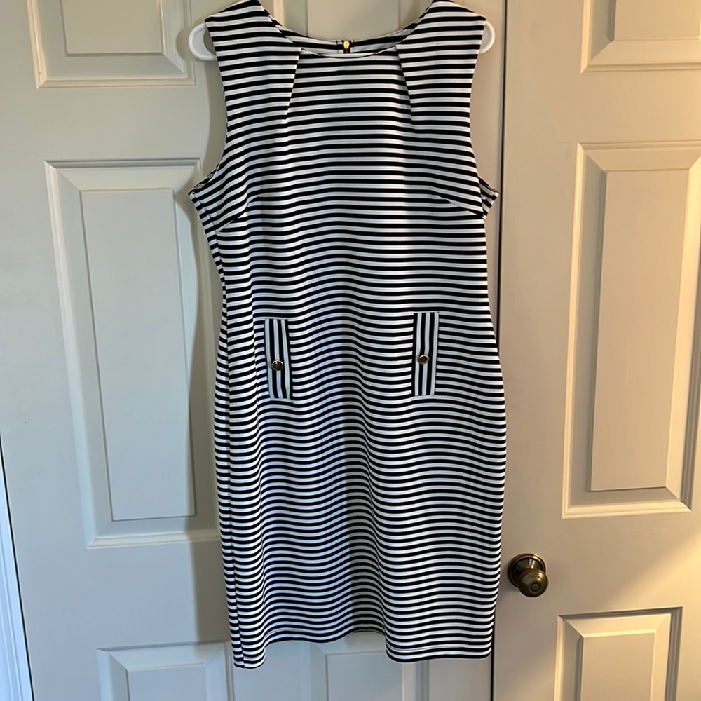 Nina Leonard XL black/white dress